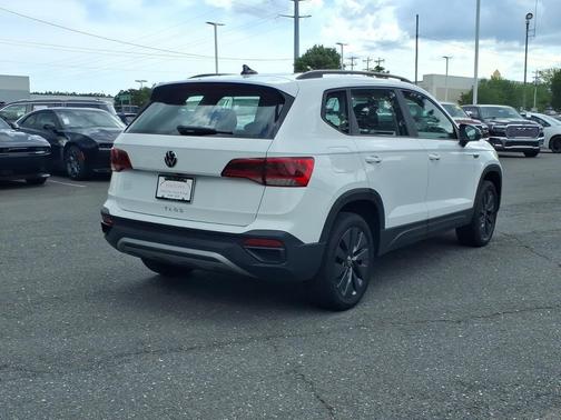 2024 Volkswagen Taos 1.5T S