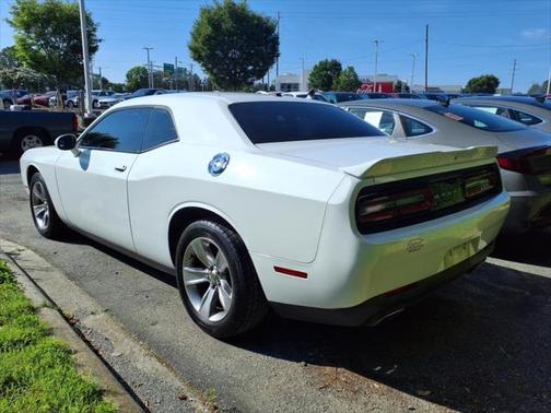 2020 Dodge Challenger SXT