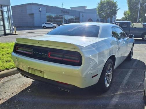 2020 Dodge Challenger SXT