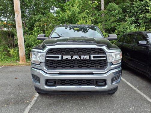 2020 RAM 2500 Tradesman Crew Cab 4X4 6'4' Box