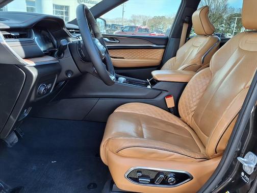 2023 Jeep Grand Cherokee L Summit