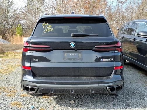 2025 BMW X5 M60i