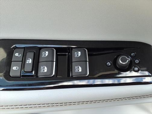 2025 Jeep Wagoneer S Limited