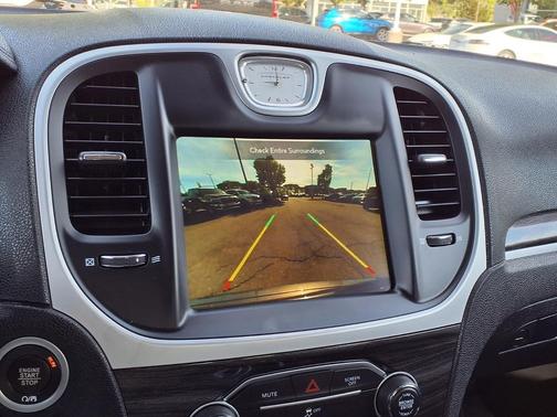 Granite Crystal Metallic Clearcoat 2022 Chrysler 300 Touring