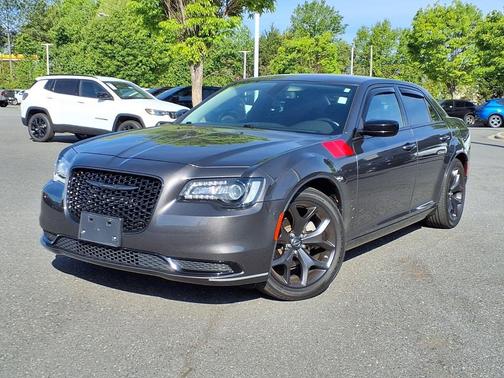 Granite Crystal Metallic Clearcoat 2022 Chrysler 300 Touring