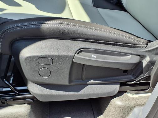 2025 INEOS Grenadier Fieldmaster