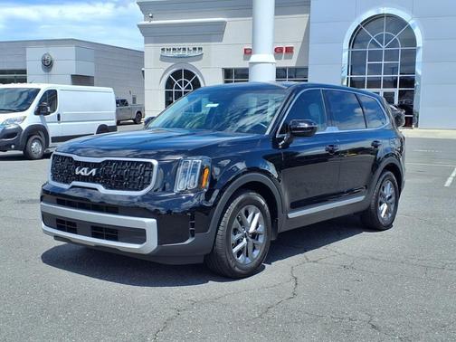 2023 Kia Telluride LX