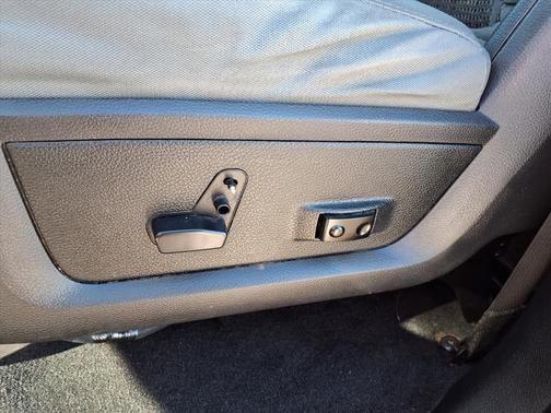 2017 RAM 3500 Big Horn Crew Cab 4x4 6'4' Box