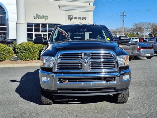 2017 RAM 3500 Big Horn Crew Cab 4x4 6'4' Box