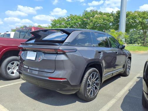 2025 Jeep Wagoneer S Limited