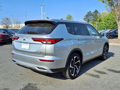 2024 Mitsubishi Outlander 