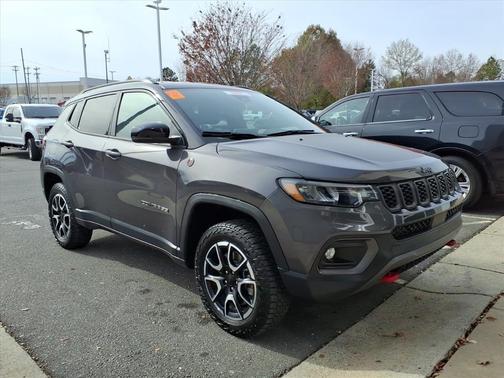 2024 Jeep Compass Trailhawk
