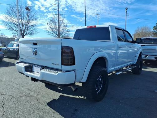 2022 RAM 2500 Big Horn Crew Cab 4x4 6'4' Box