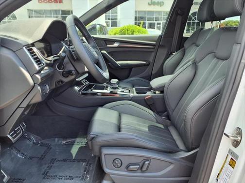 2023 Audi SQ5 3.0T Premium Plus