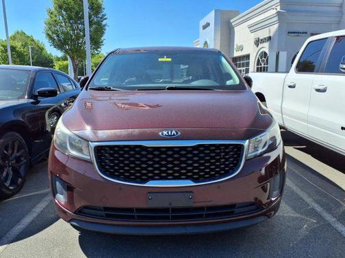 2017 Kia Sedona LX