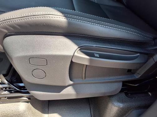 2025 INEOS Grenadier AWD