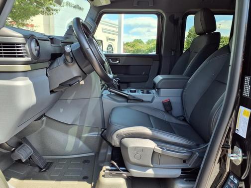 2025 INEOS Grenadier AWD