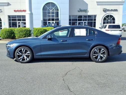 Silver Dawn Metallic 2024 Volvo S60 B5 Core Dark Theme