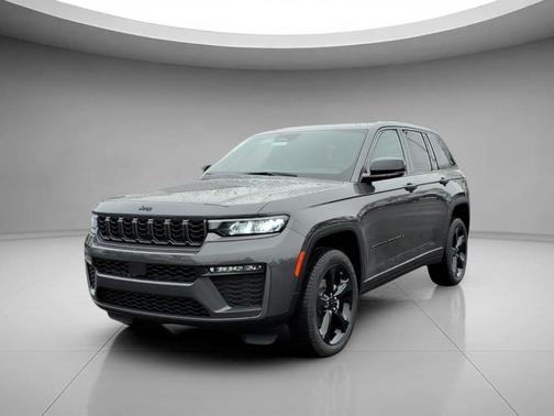 Baltic Gray Metallic Clearcoat 2026 Jeep Grand Cherokee Limited