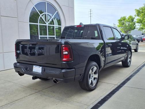 2026 RAM 1500 Express