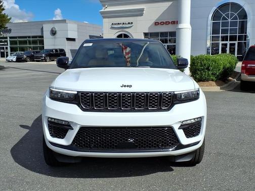 2025 Jeep Grand Cherokee Summit