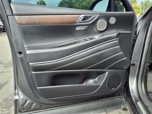 2022 Genesis GV80 2.5T
