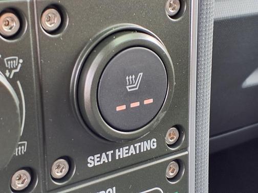 2025 INEOS Grenadier AWD