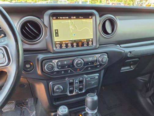 2022 Jeep Gladiator Willys 4x4