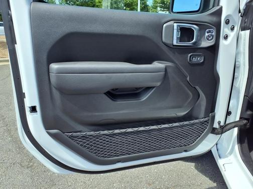 2025 Jeep Gladiator Sport S