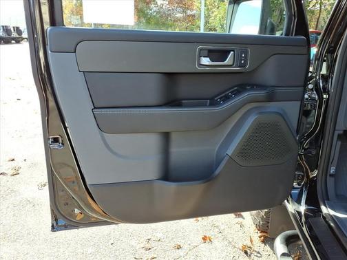 2025 INEOS Grenadier AWD