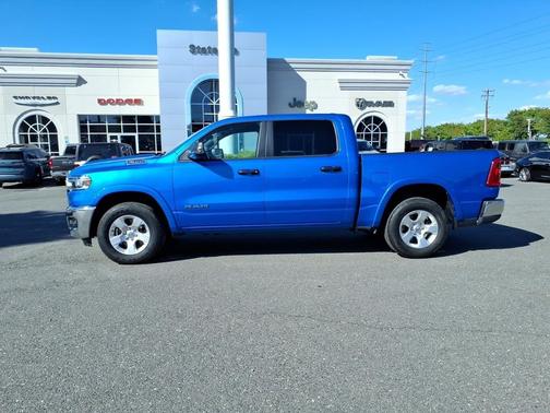 Hydro Blue Pearlcoat 2025 RAM 1500 Big Horn/Lone Star