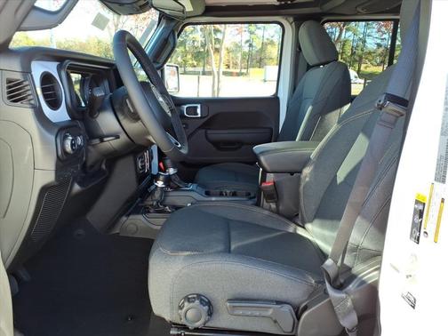 2026 Jeep Gladiator Sport S