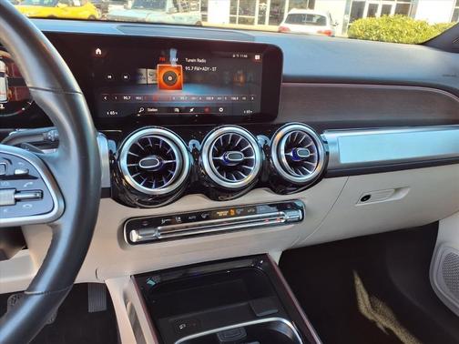 2022 Mercedes-Benz GLB 250 4MATIC