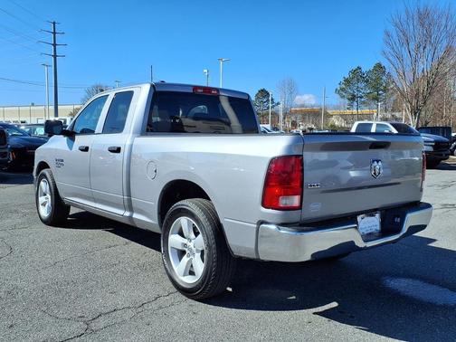 2024 RAM 1500 Classic SLT
