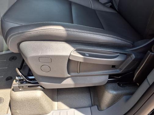 2025 INEOS Grenadier Fieldmaster