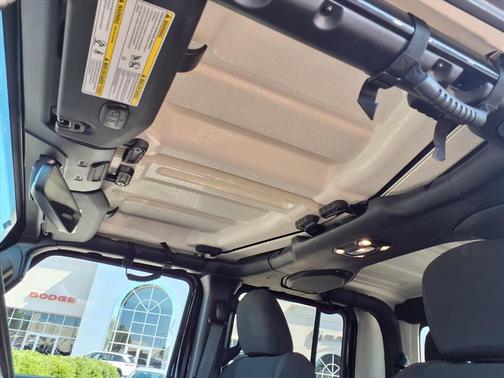 2021 Jeep Gladiator Sport S