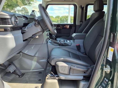 2025 INEOS Grenadier Fieldmaster