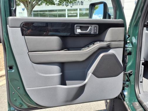 2025 INEOS Grenadier Fieldmaster