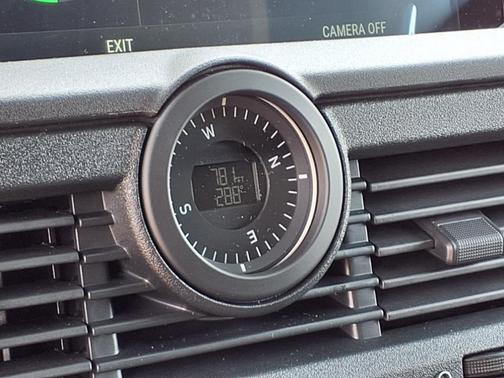 2025 INEOS Grenadier AWD