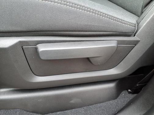 2026 RAM 3500 Tradesman Crew Cab 4x4 8' Box