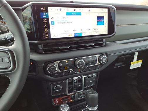 2026 Jeep Gladiator Mojave 4x4