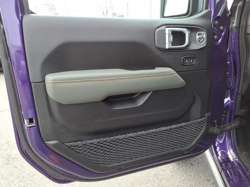 2026 Jeep Gladiator Mojave 4x4