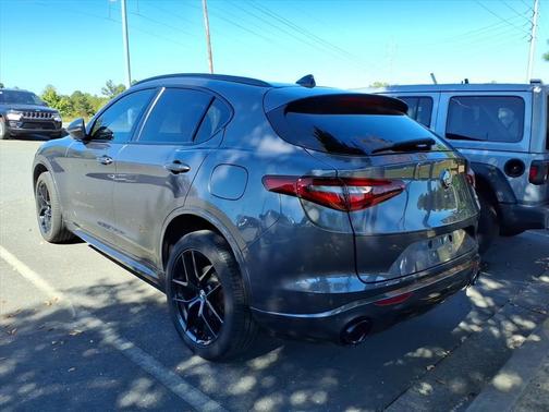 2020 Alfa Romeo Stelvio Base