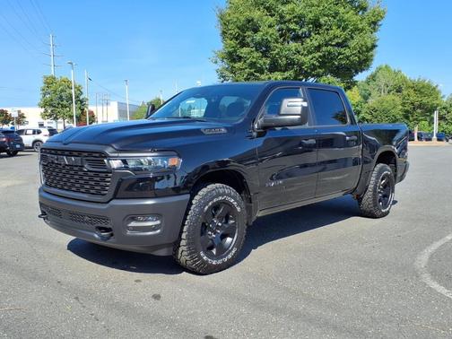 2025 RAM 1500 Warlock Crew Cab 4x4 5'7' Box