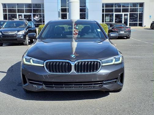 2021 BMW 530 530i