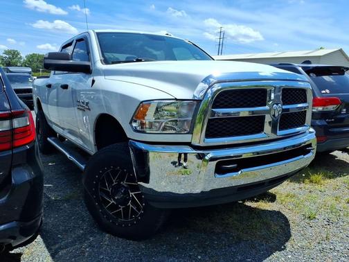 Bright White Clearcoat 2016 RAM 2500 Tradesman