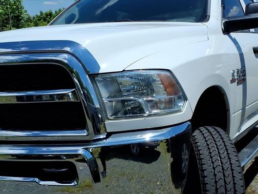 Bright White Clearcoat 2016 RAM 2500 Tradesman