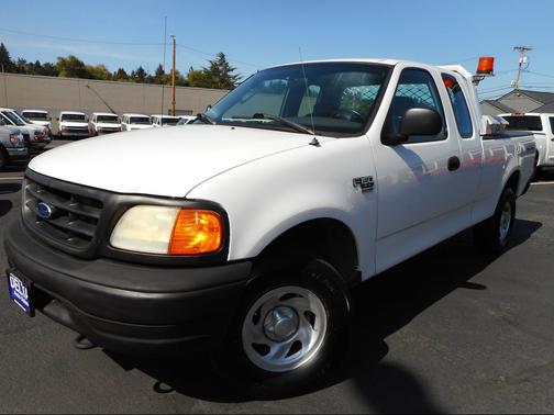 2004 Ford F-150 Heritage XL
