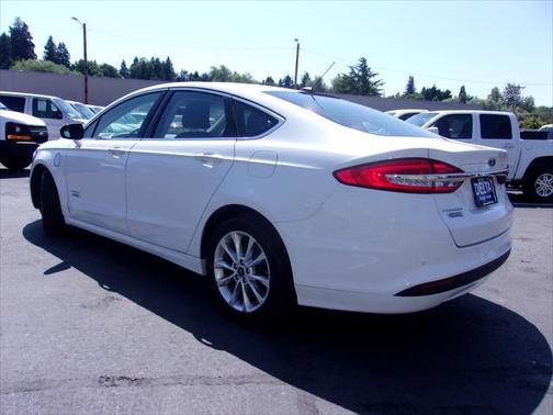 2017 Ford Fusion Energi SE Luxury