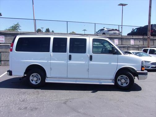2016 Chevrolet Express 3500 LT
